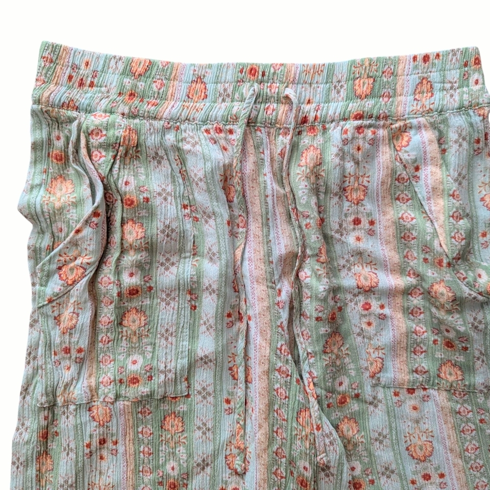 Bohemian Floral Wide Leg Pants - Picture 4 of 7
